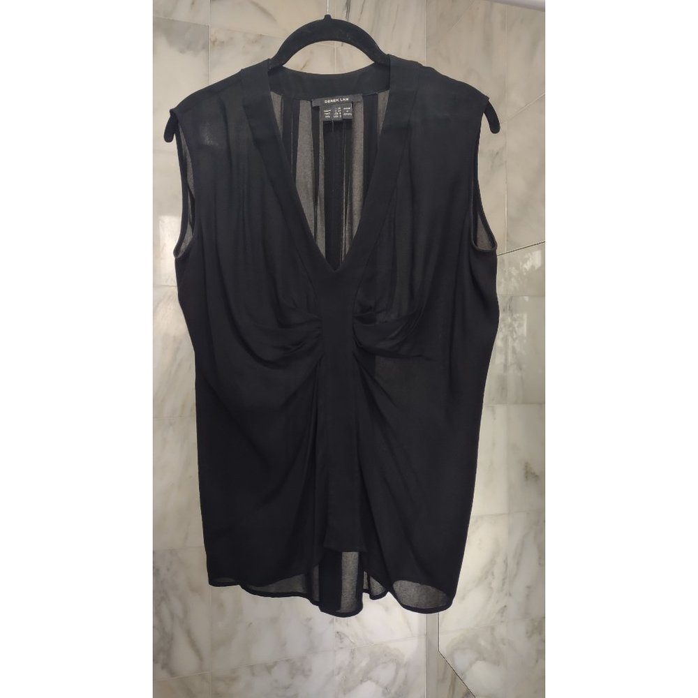 Tank - Sleeveless Blouse